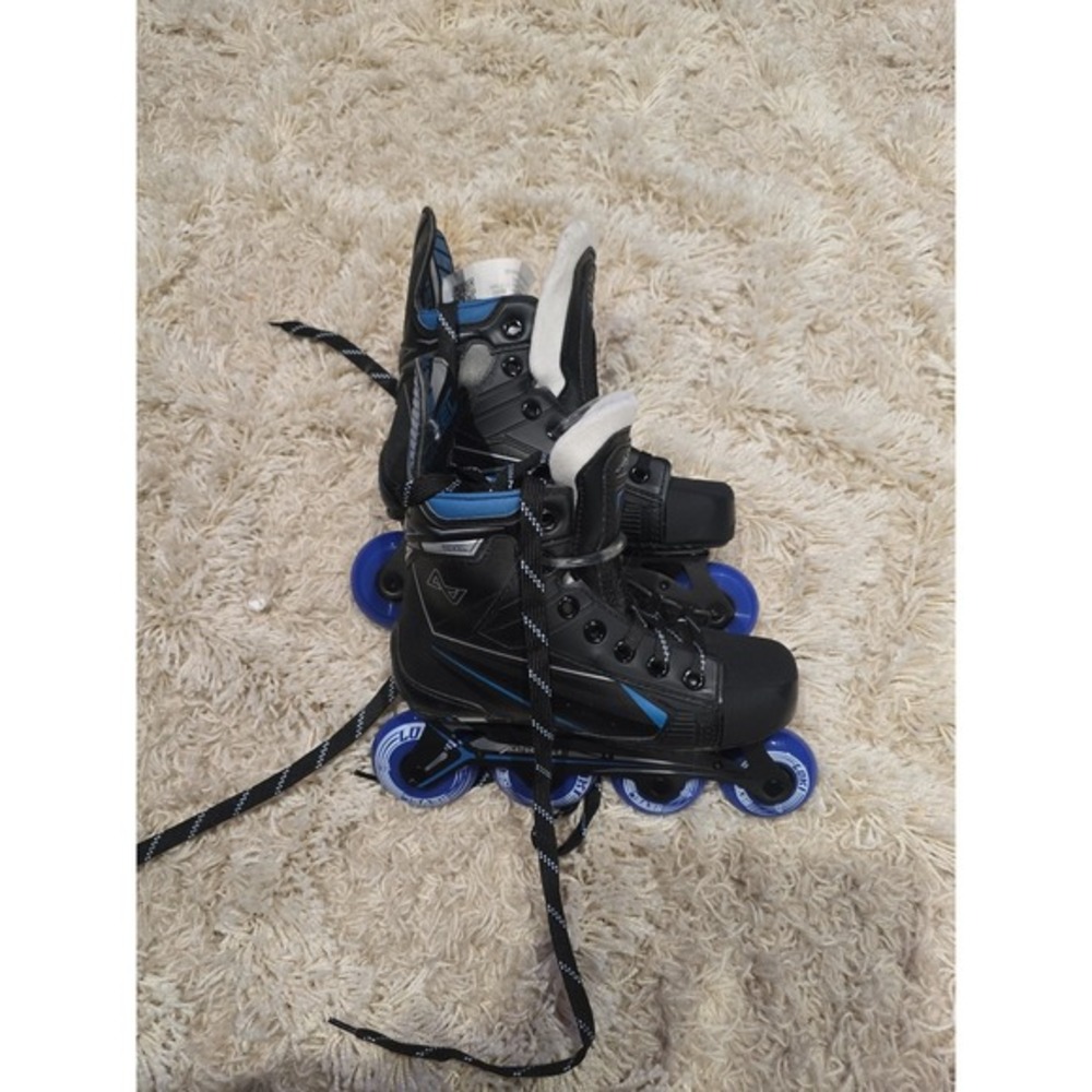 Revel6 Alkali black and blue youth size 2 rollerblades‎ never worn